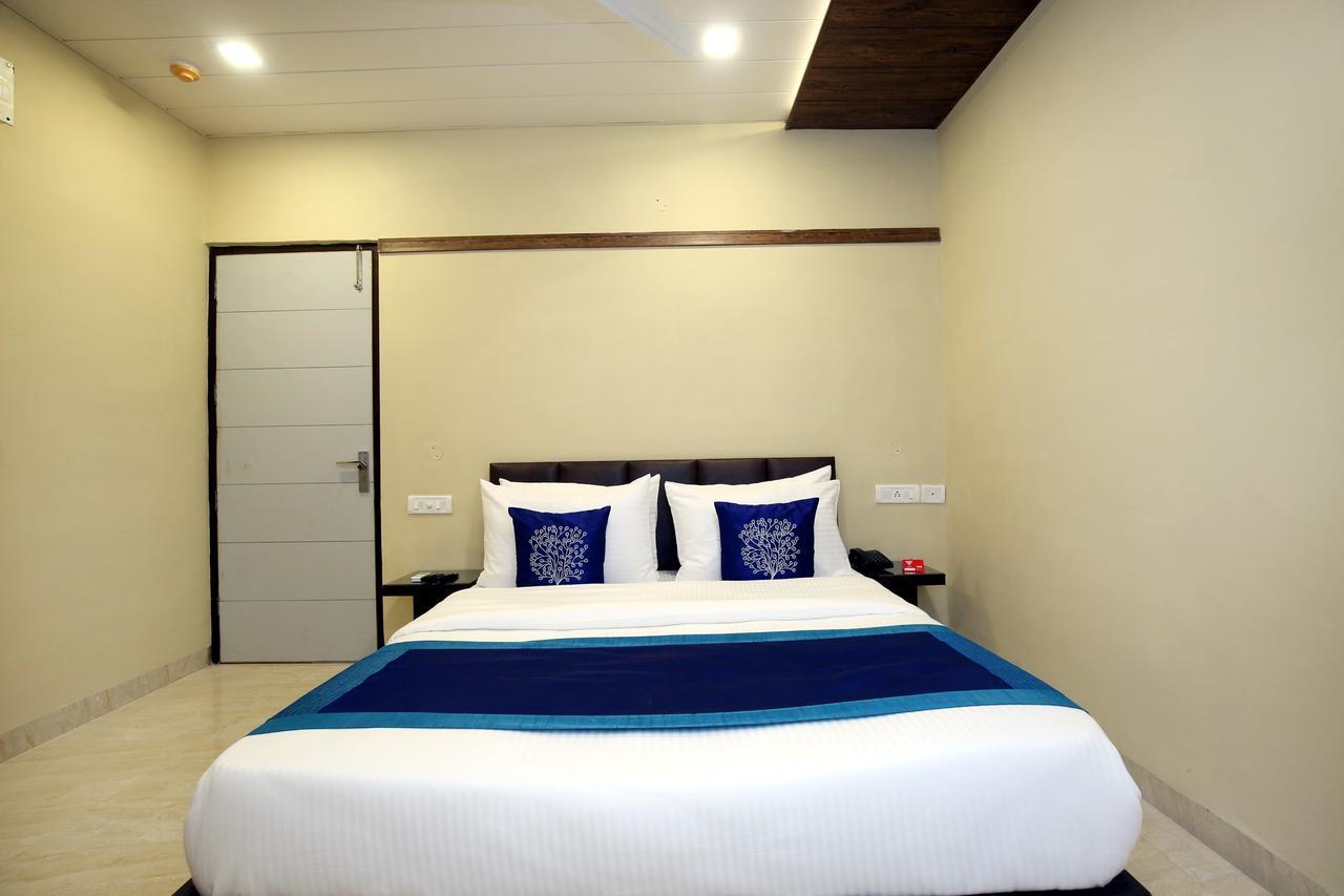 Capital O 9822 Hotel Seven Chandigarh Luaran gambar