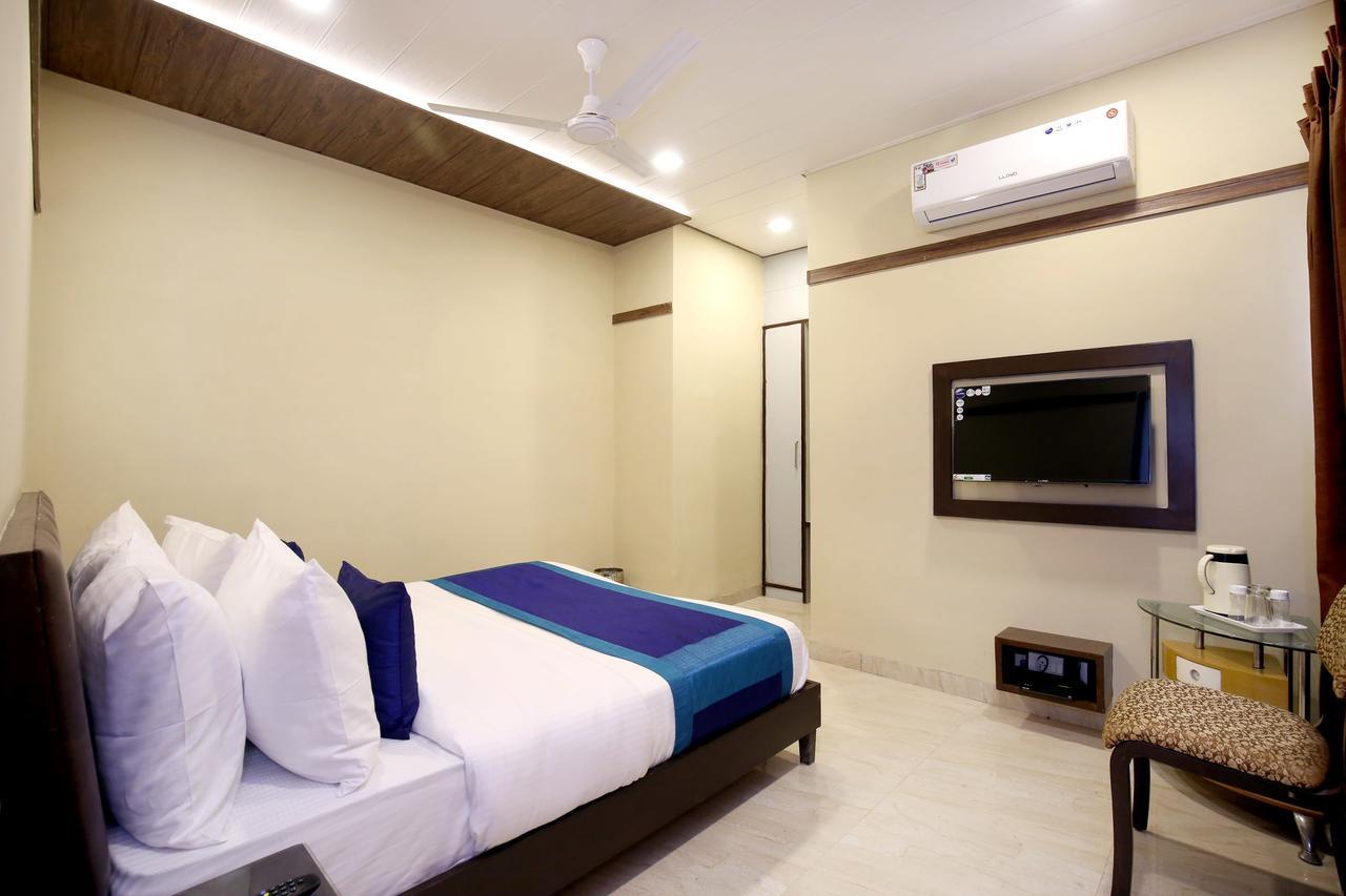 Capital O 9822 Hotel Seven Chandigarh Luaran gambar