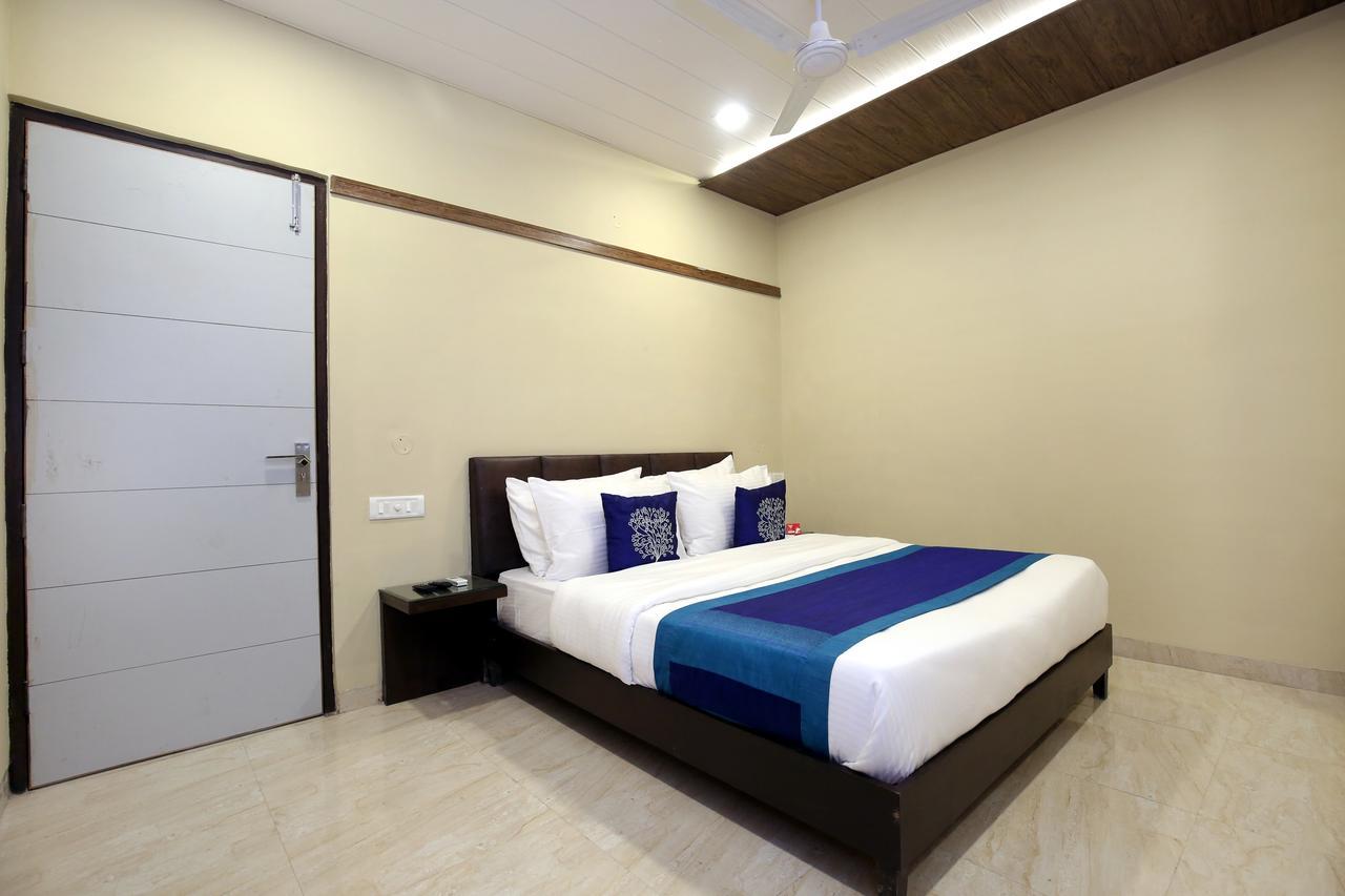 Capital O 9822 Hotel Seven Chandigarh Luaran gambar